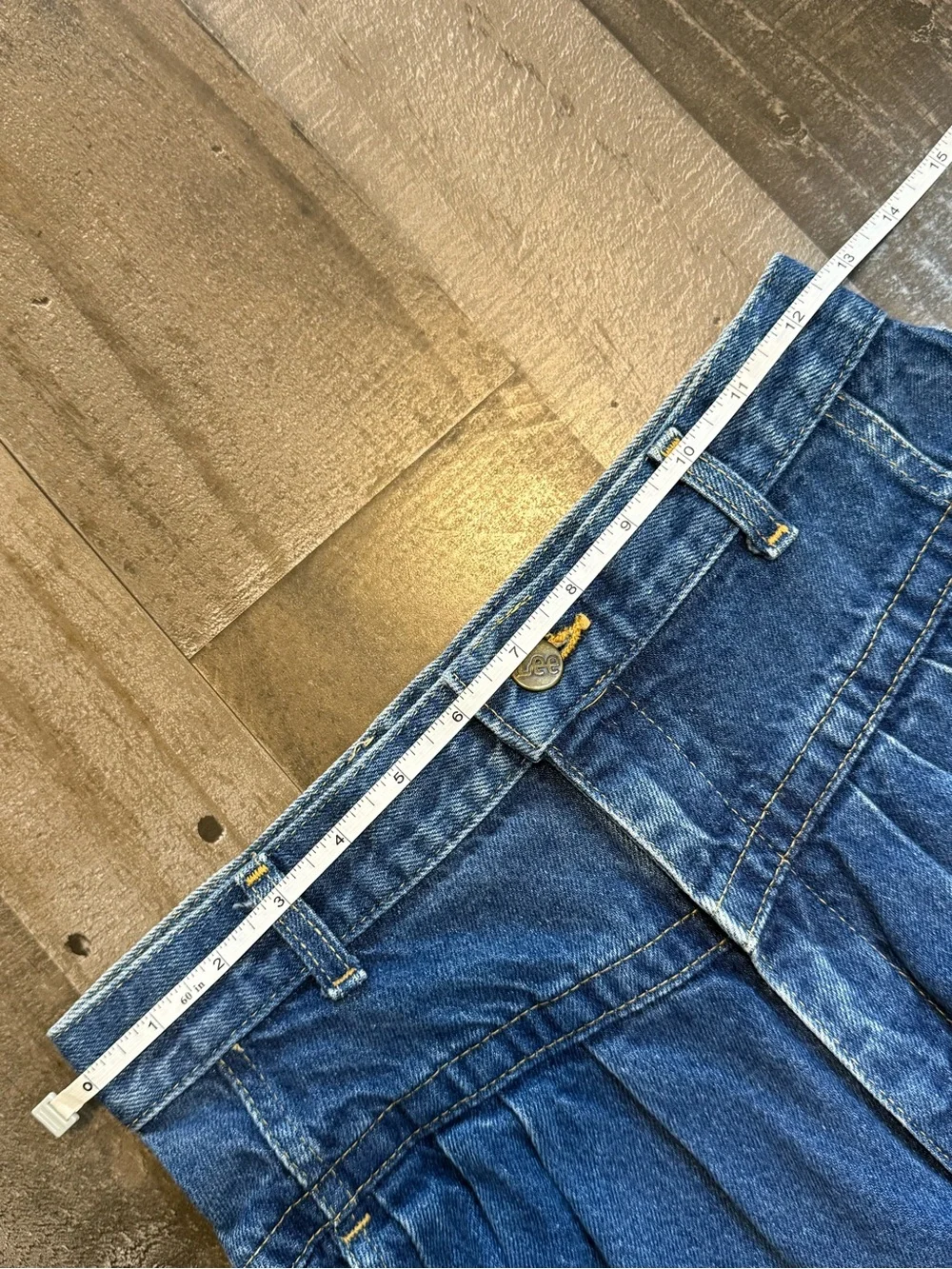 Vintage Lee 90’s High Waisted Tapered Leg Jean 9